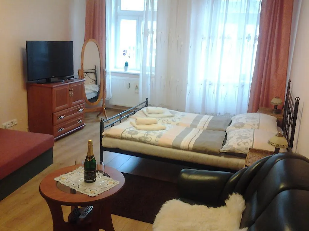 U Tri Jehnatek Apartment Karlovy Vary 0*,  Czech Republic