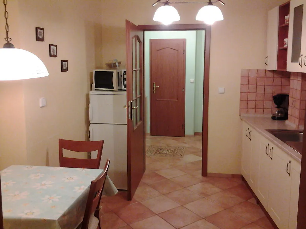 U Tri Jehnatek Apartment Karlovy Vary
