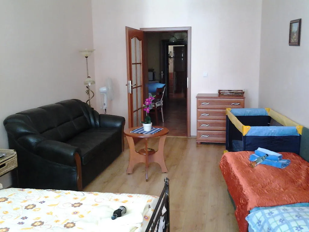 U Tri Jehnatek Apartment Karlovy Vary