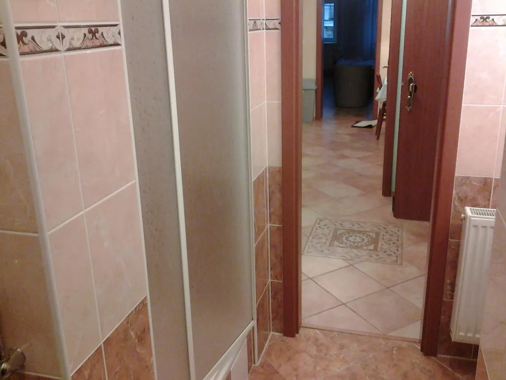 U Tri Jehnatek Apartment Karlovy Vary